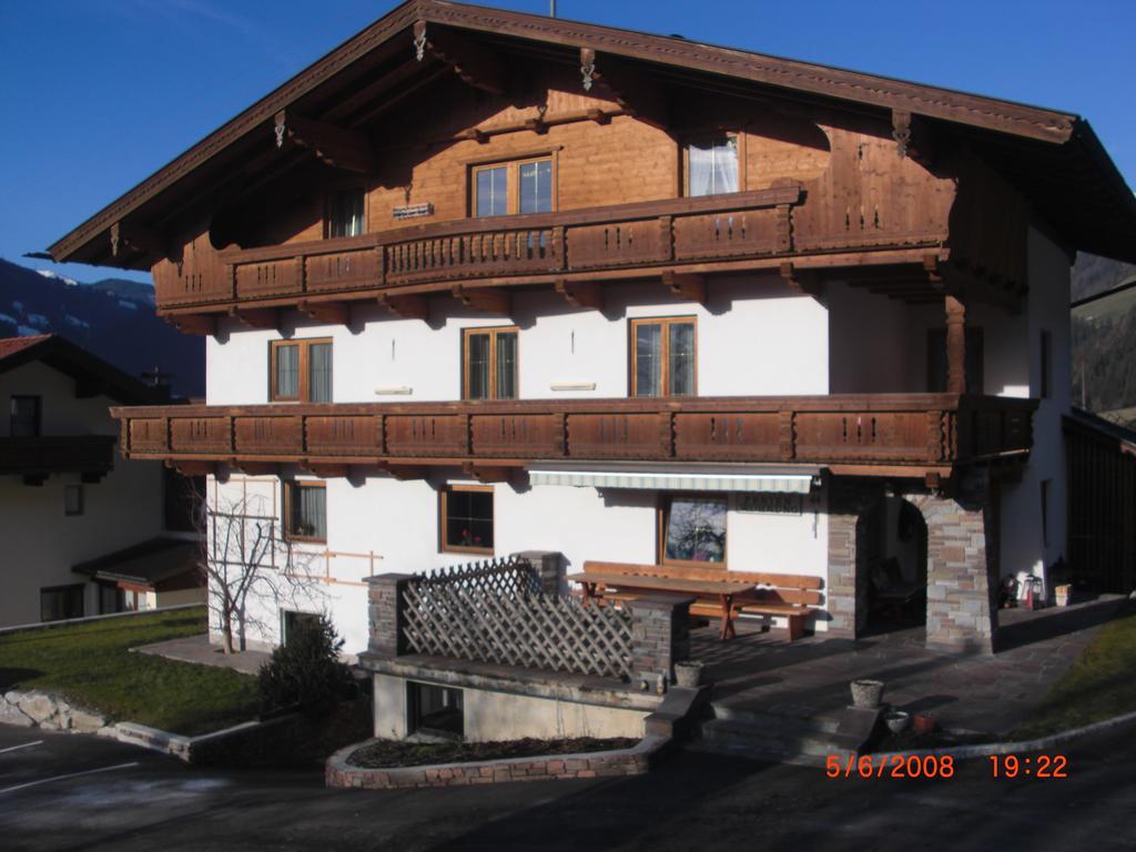 Appartement Haus Taxacher à Rohrberg Extérieur photo